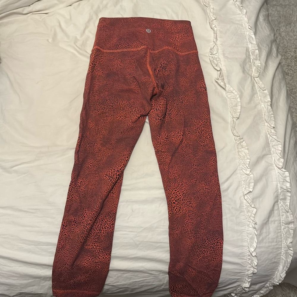 Lululemon leggings patterned pants